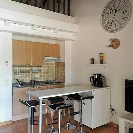 Mezzanine 4 Personnes Linguizetta Marine De Bravone Corse Apartment *